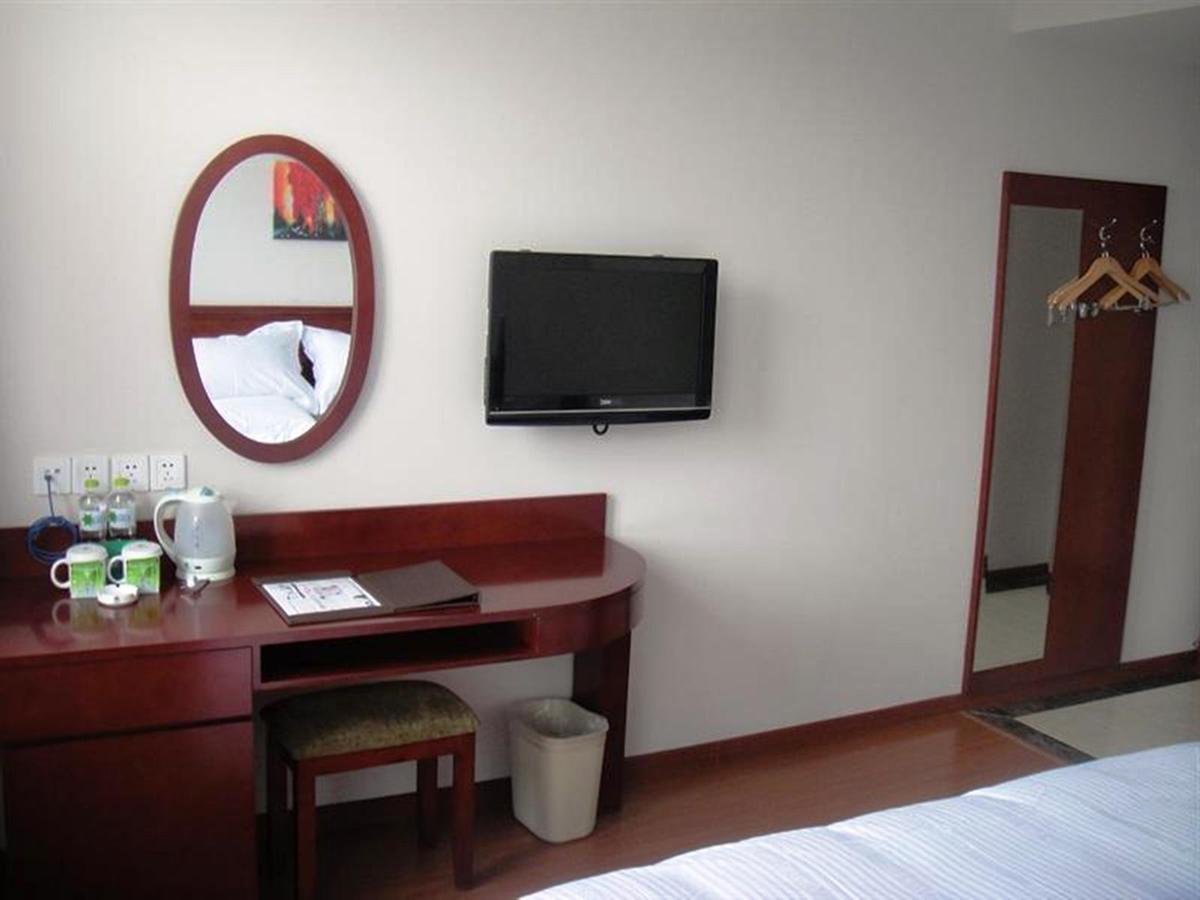 Greentree Inn Shanghai Zhoupu Town Xiupu Road Business Hotel Exterior photo